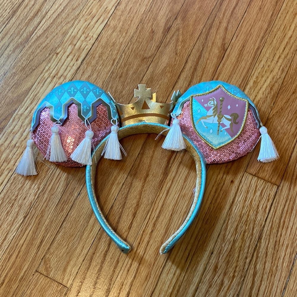 Mickey Mouse Main Attraction Carousel Ears 2022